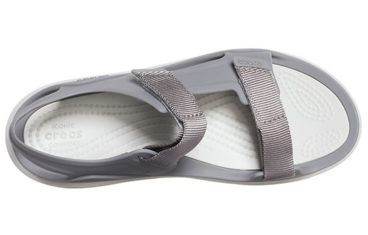 Shop (W) Crocs 灰色凉鞋 206527-06J