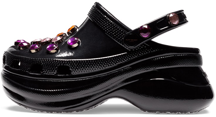 (W) Crocs Kurt Geiger London x Classic Clog 'Hitam' 207542-93R Buy (W) Crocs Kurt Geiger London x Classic Clog 'Hitam' 207542-93R