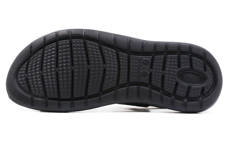 Shop (W) クロックス ライトライド サンダル (黒) 205106-060