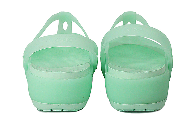 Lookbook (W) Sandal Crocs Hijau Mint 204939-3TS
