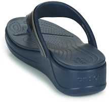 Shop Crocs卡駱馳 Monterey 潮流百搭休閒拖鞋 女款 深藍