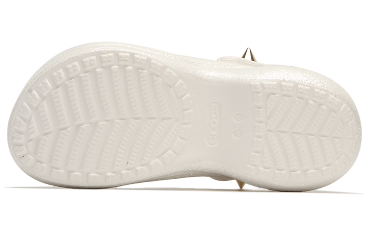 Shop (W) クロックス アウトドアビーチスポーツ サンダル (ホワイト) 206783-100