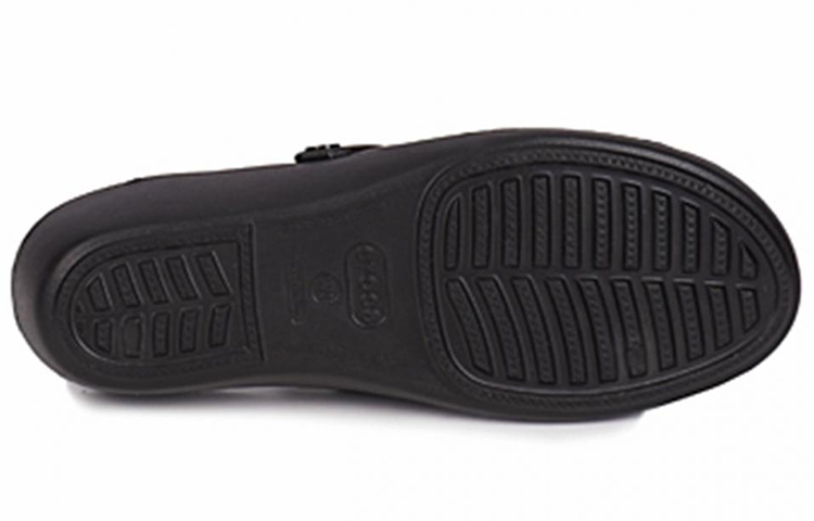 Shop Crocs Patricia 戶外一字型休閒舒適拖鞋 女款 黑色