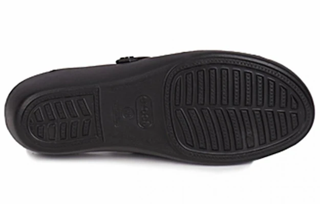 Crocs Patricia 戶外一字型休閒舒適拖鞋 女款 黑色 Shop Crocs Patricia 戶外一字型休閒舒適拖鞋 女款 黑色