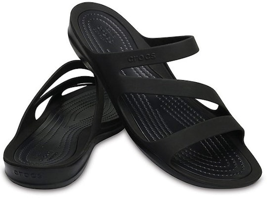 Crocs 卡駱馳 激浪拖鞋 女款 黑色 Shop Crocs 卡駱馳 激浪拖鞋 女款 黑色