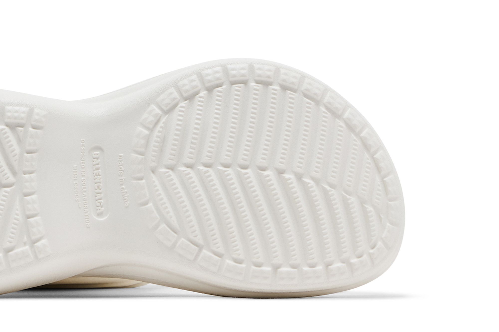 Purchase (W) Crocs x Balenciaga Clog Boot 2.0 ''Wit'' 677388-W1S8E-9000