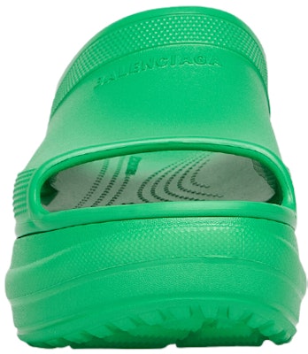 巴黎世家 Pool Crocs 時尚拖鞋 女款 綠色 Lookbook 巴黎世家 Pool Crocs 時尚拖鞋 女款 綠色