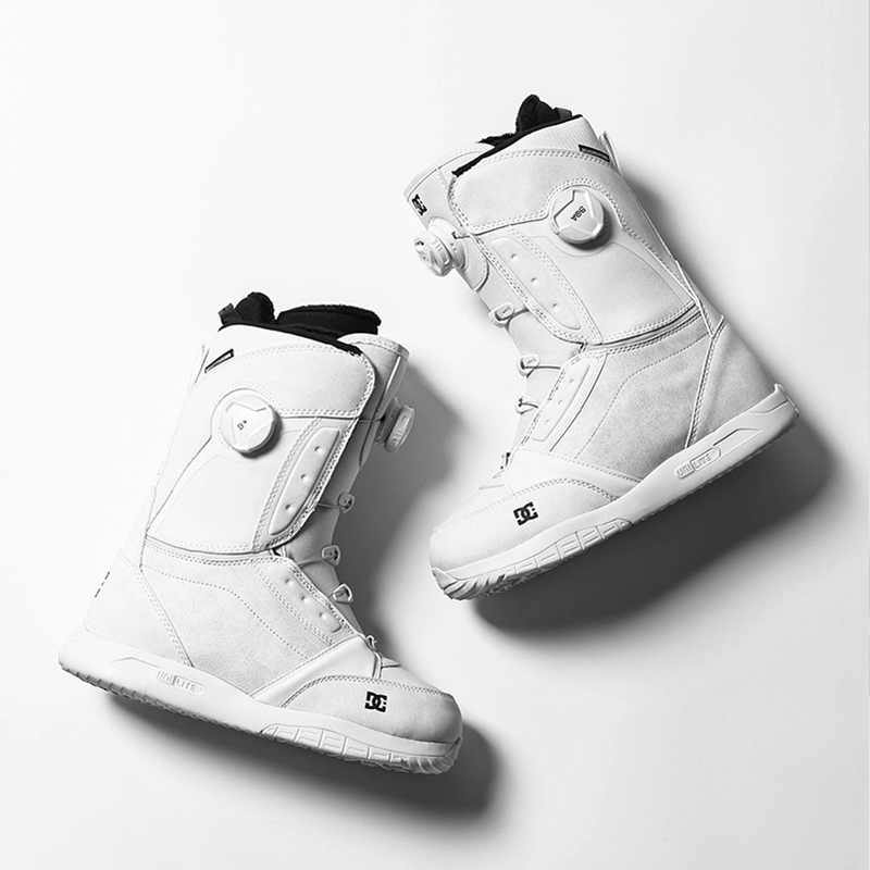 Sizing (Women) DC Shoes Lotus 'Dual Lace-Up Snowboard Boots' 3002208
