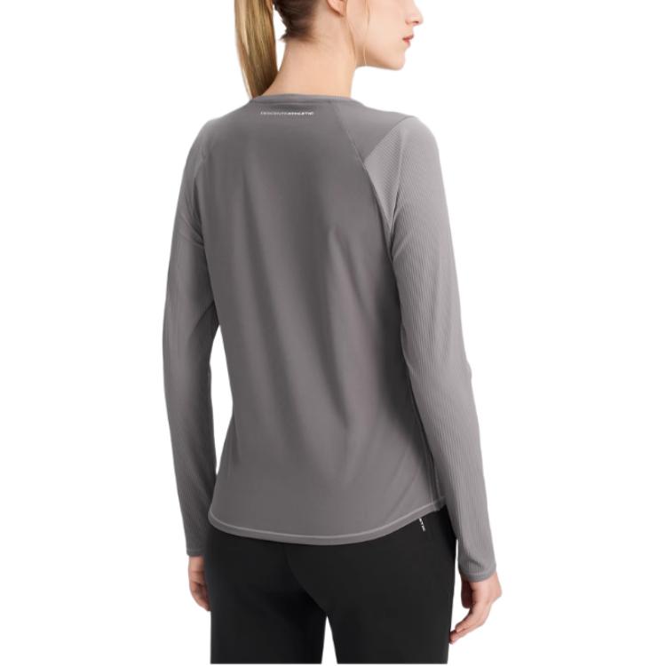 Lookbook (W) DESCENTE Baju Raglan Lengan Panjang Crewneck Mesra Kulit. D4132TTL39