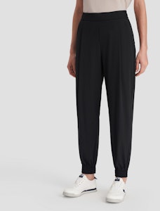 (W) DESCENTE スタジオ軽量通気性抜群スポーツパンツ D4332GPT22 Lookbook (W) DESCENTE スタジオ軽量通気性抜群スポーツパンツ D4332GPT22