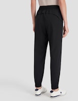 (W) 迪桑特 工作室轻量透气梭织运动裤。 D4332GPT22 Purchase (W) 迪桑特 工作室轻量透气梭织运动裤。 D4332GPT22