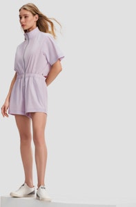 (W) DESCENTE Studio Series Ungu Jumpsuit Lengan Pendek Tenunan. D4232GWL26 Details for (W) DESCENTE Studio Series Ungu Jumpsuit Lengan Pendek Tenunan. D4232GWL26