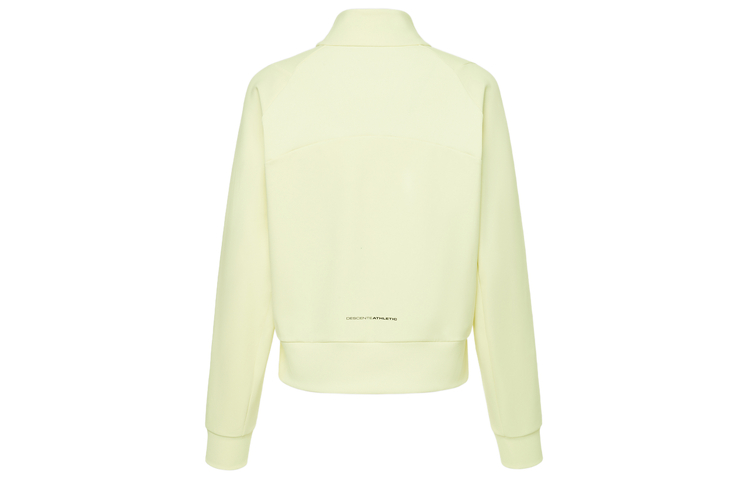 Lookbook (W) DESCENTE 训练宽松针织长袖T恤。 D4132THT34