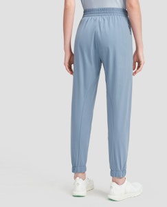 (W) DESCENTE Seluar Sukan Tapered Training Series. D4232TPT37 2