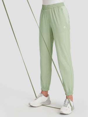 (Women) DESCENTE Training TOUGH ESG Loose Fit Woven Sports Pants D4332TPT32 2