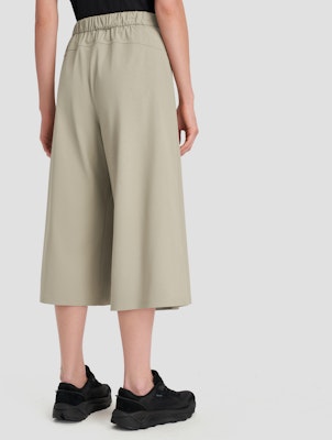 (Women) DESCENTE Dualis Series Lightweight Wide-Leg Sport Pants Skirt Urban Style D4232DPT82 3