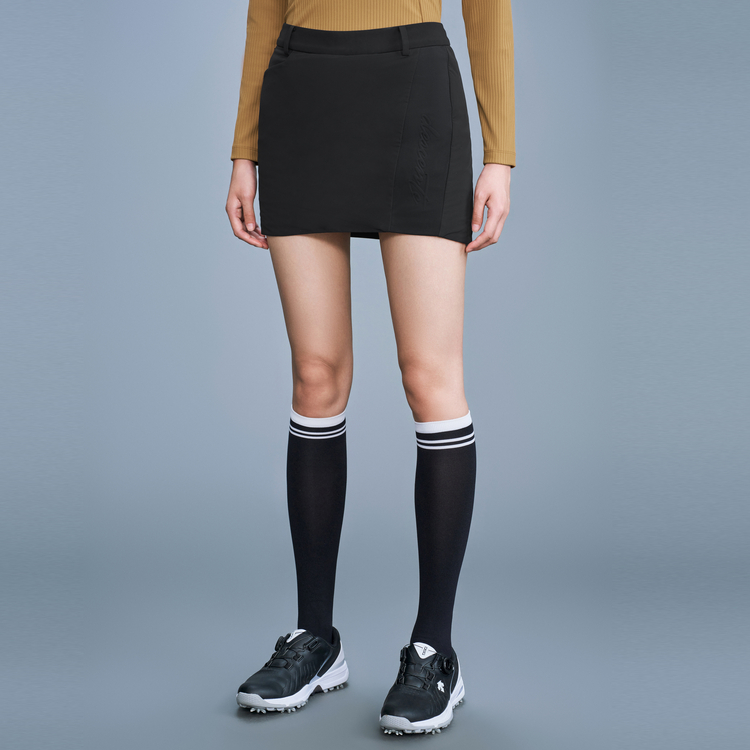 Shop (W) DESCENTE FIELD Golf Slim Fit Kasual Skirt. G343WFSKN1