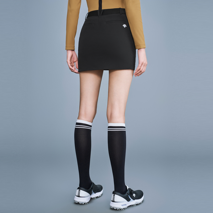 Details for (W) DESCENTE FIELD Golf Slim Fit Kasual Skirt. G343WFSKN1