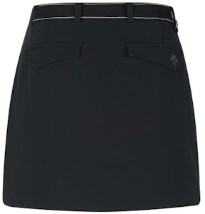 (W) DESCENTE GOLFPRO Skort dengan Inner Legging - Gaya Sporty & Liputan Tinggi G413WPSK11 Lookbook (W) DESCENTE GOLFPRO Skort dengan Inner Legging - Gaya Sporty & Liputan Tinggi G413WPSK11
