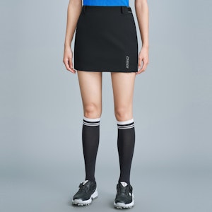 (W) DESCENTE GOLFPRO Skort dengan Inner Legging - Gaya Sporty & Liputan Tinggi G413WPSK11 Shop (W) DESCENTE GOLFPRO Skort dengan Inner Legging - Gaya Sporty & Liputan Tinggi G413WPSK11