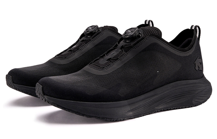 Lookbook (W) DESCENTE Running ''Schwarz Leicht Stoßdämpfend Low Schuhe'' D3232RRN35-BK