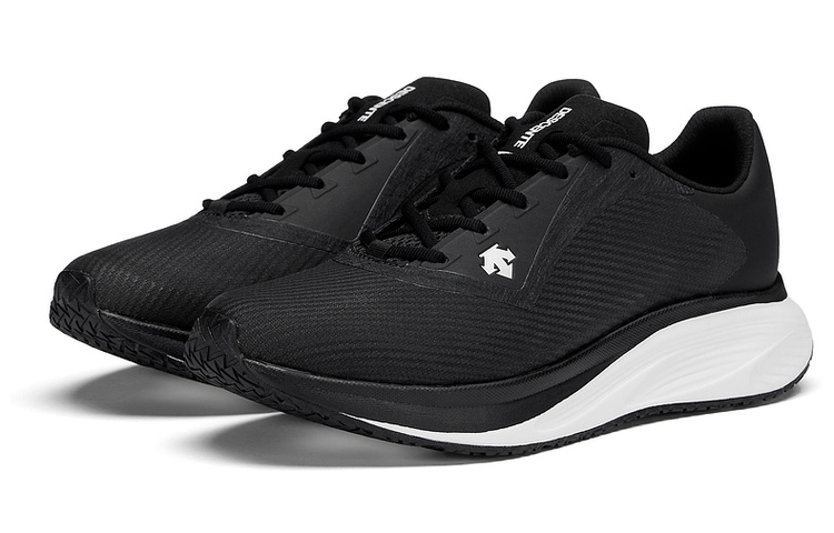 Lookbook (W) DESCENTE RUNNING 'Ringan Selesa Bernafas Potongan Rendah Hitam' D3232RRN32-BK