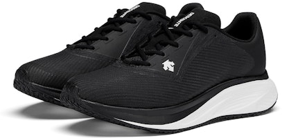 (W) 迪桑特跑鞋 透气舒适轻便低帮黑色 D3232RRN32-BK Lookbook (W) 迪桑特跑鞋 透气舒适轻便低帮黑色 D3232RRN32-BK