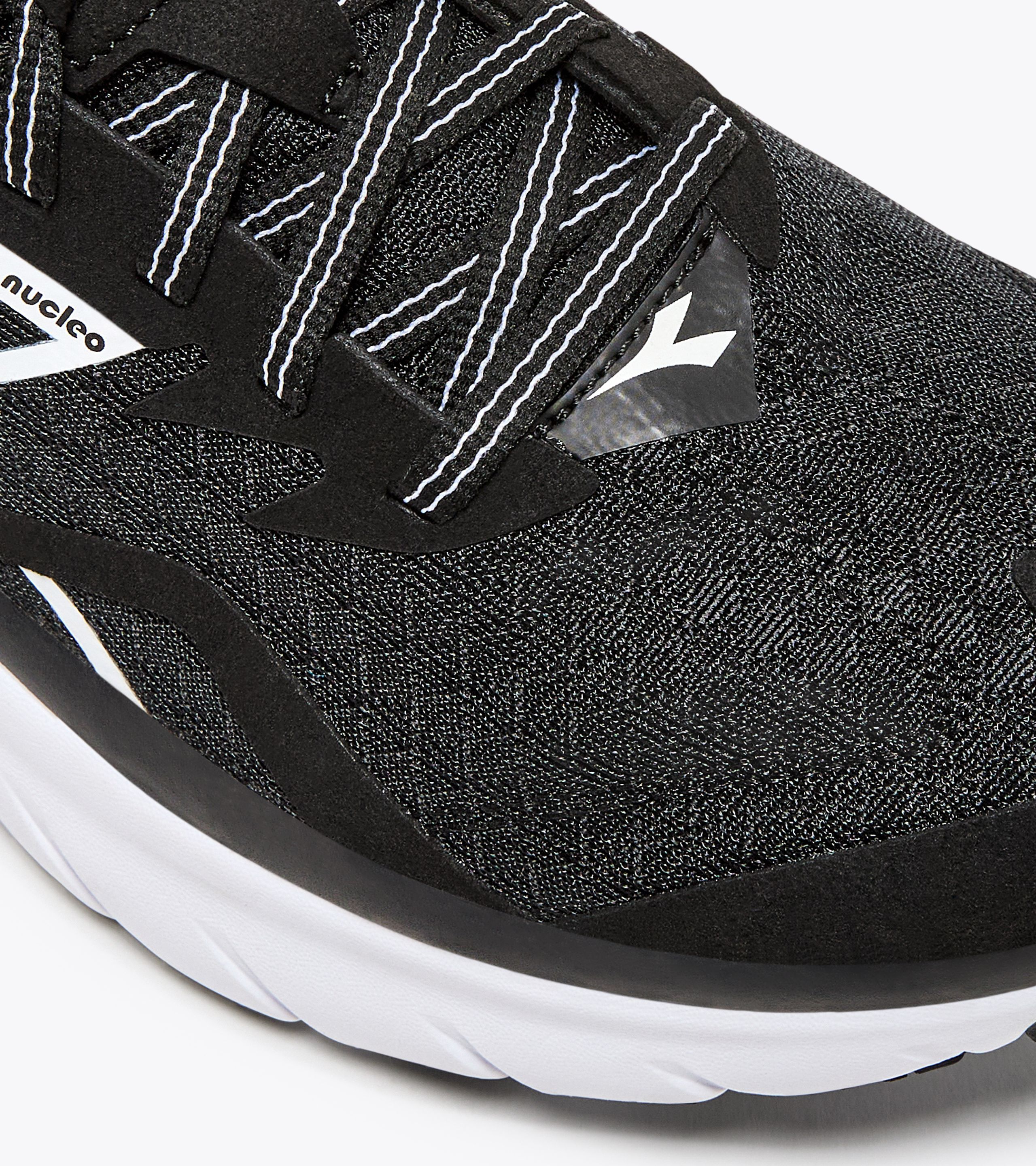 Lookbook (W) Diadora EQUIPE NUCLEO W 女鞋 101.179095_C7406