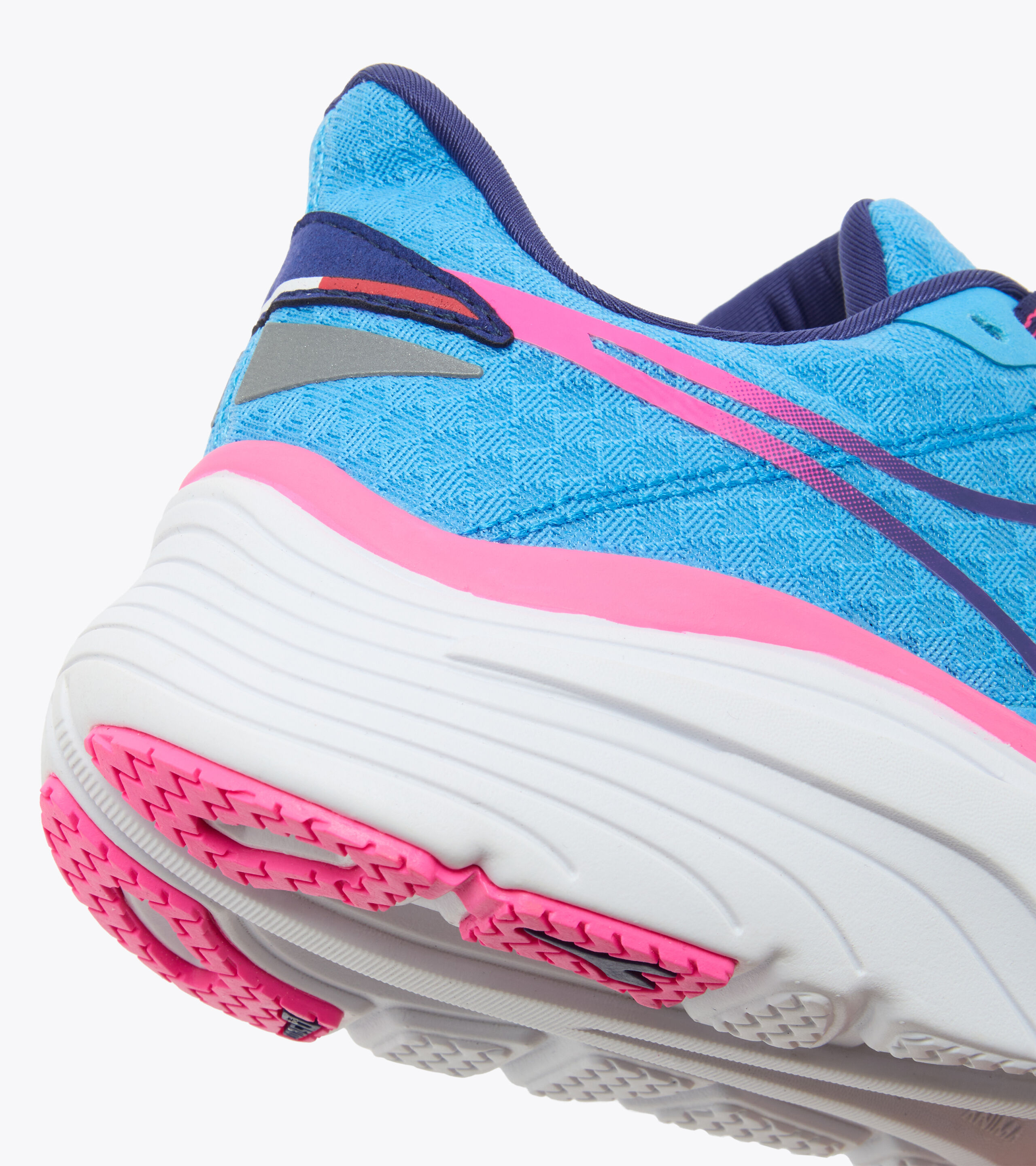 Shop (W) 迪亚多纳 EQUIPE NUCLEO W 运动鞋 101.179095_D0254