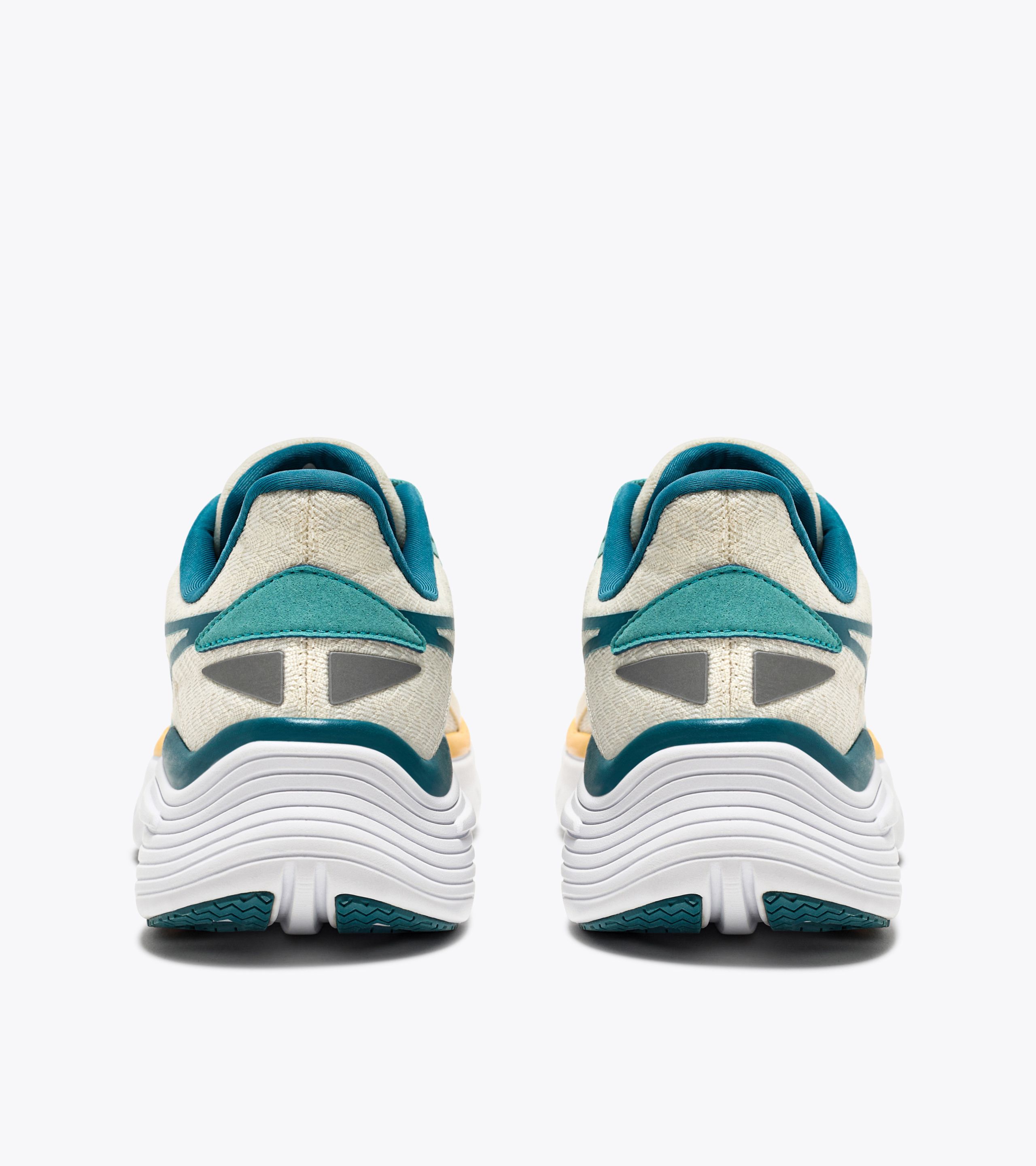 Lookbook (W) 迪亚多纳 EQUIPE NUCLEO 女款 101.179095_D0889