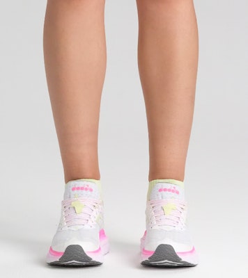 (W) 迪亚多纳 EQUIPE NUCLEO 女鞋 101.179095_D1059 Order (W) 迪亚多纳 EQUIPE NUCLEO 女鞋 101.179095_D1059