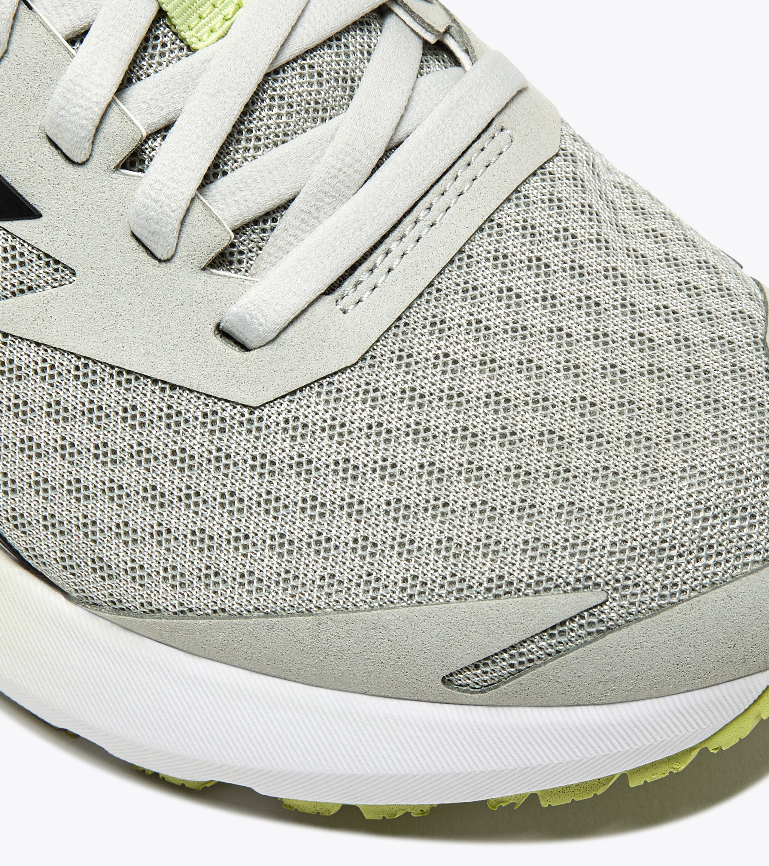 Purchase (W) Diadora MYTHOS BLUSHIELD VIGORE 3 女款跑鞋 101.180679_C3662