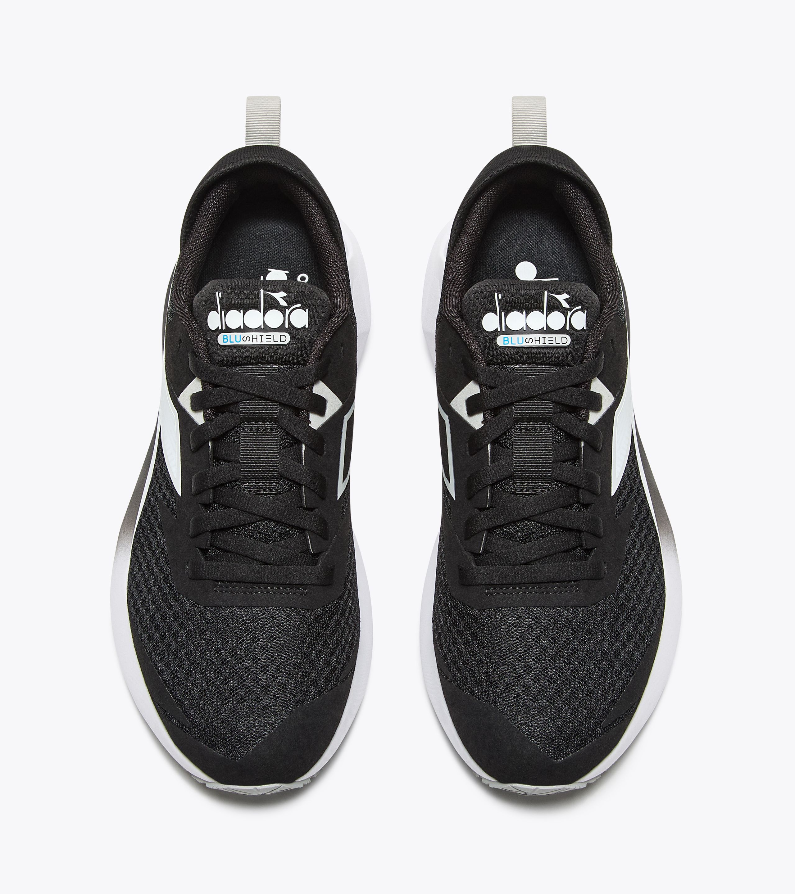 Details for (W) Diadora MYTHOS BLUSHIELD VIGORE 3 女鞋 101.180679_C7406