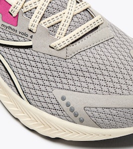 (W) Diadora 神话BLUSHIELD VOLO 4 W 2030女款跑鞋 101.180226_D1053 Lookbook (W) Diadora 神话BLUSHIELD VOLO 4 W 2030女款跑鞋 101.180226_D1053