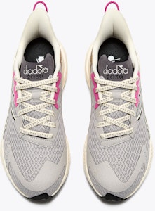 (W) Diadora 神话BLUSHIELD VOLO 4 W 2030女款跑鞋 101.180226_D1053 Details for (W) Diadora 神话BLUSHIELD VOLO 4 W 2030女款跑鞋 101.180226_D1053