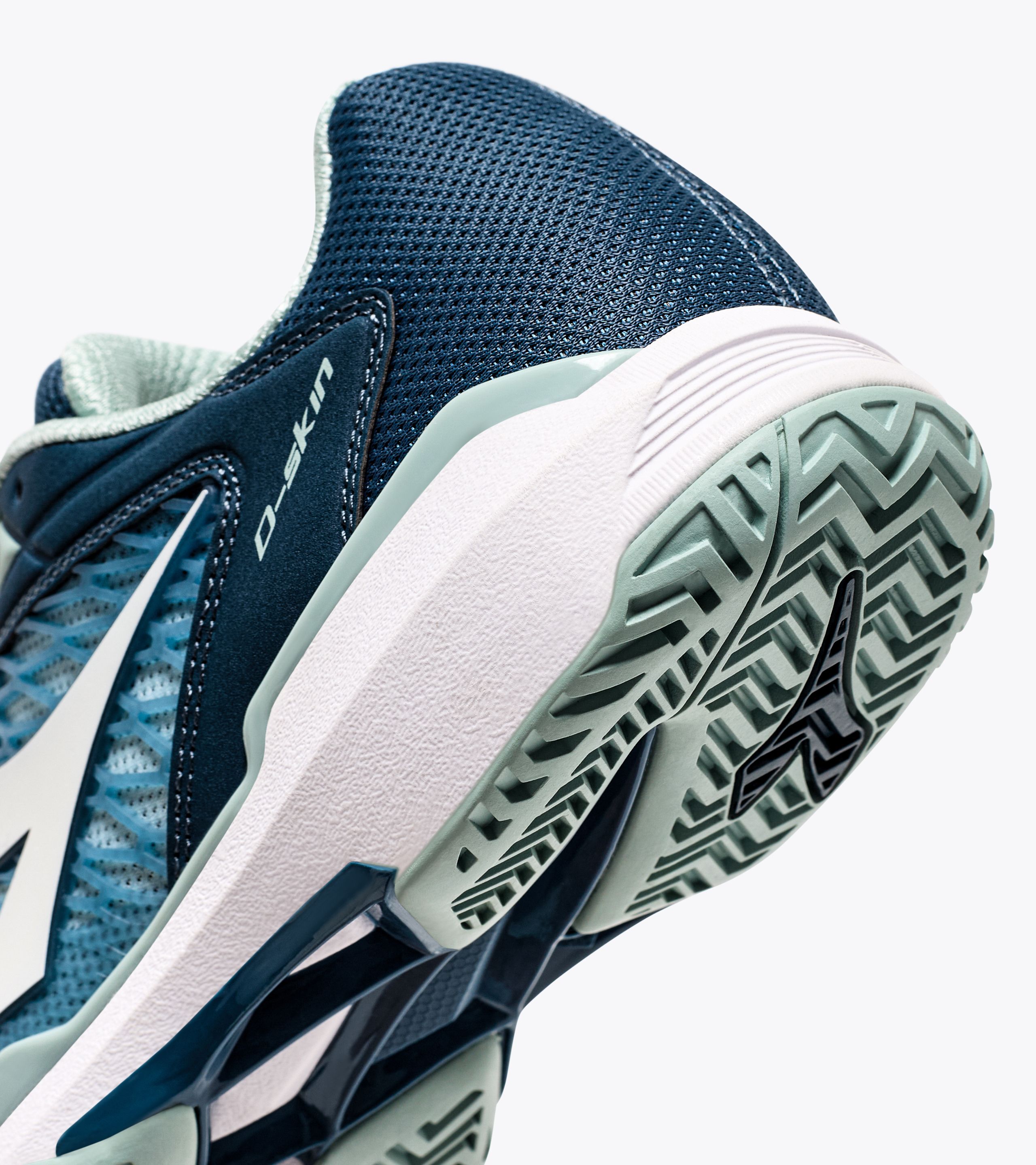 Shop (W) Diadora 速度竞赛 7+ W AG 女子网球鞋 101.180615_D0952