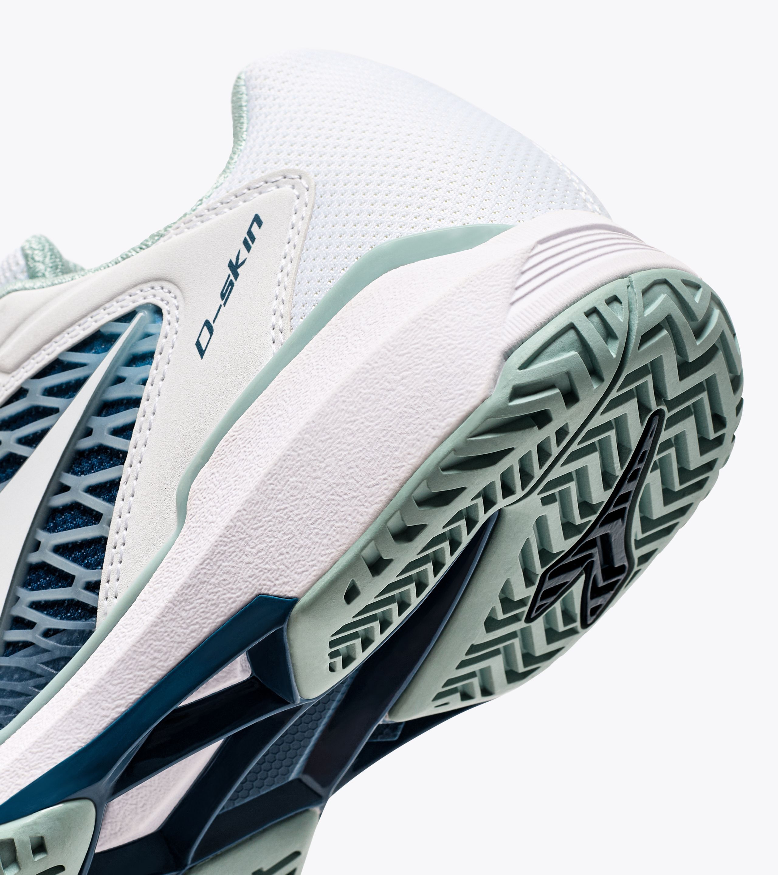 Shop (W) Diadora SPEED COMPETITION 7+ W AG 女士竞赛鞋 101.180615_D0845