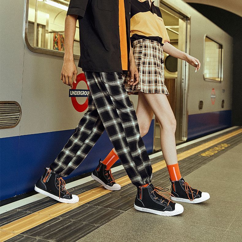 Details for (W) Dickies High-Top Canvas 'Patchwork Hitam - Edisi Korea' 191W50LXS03