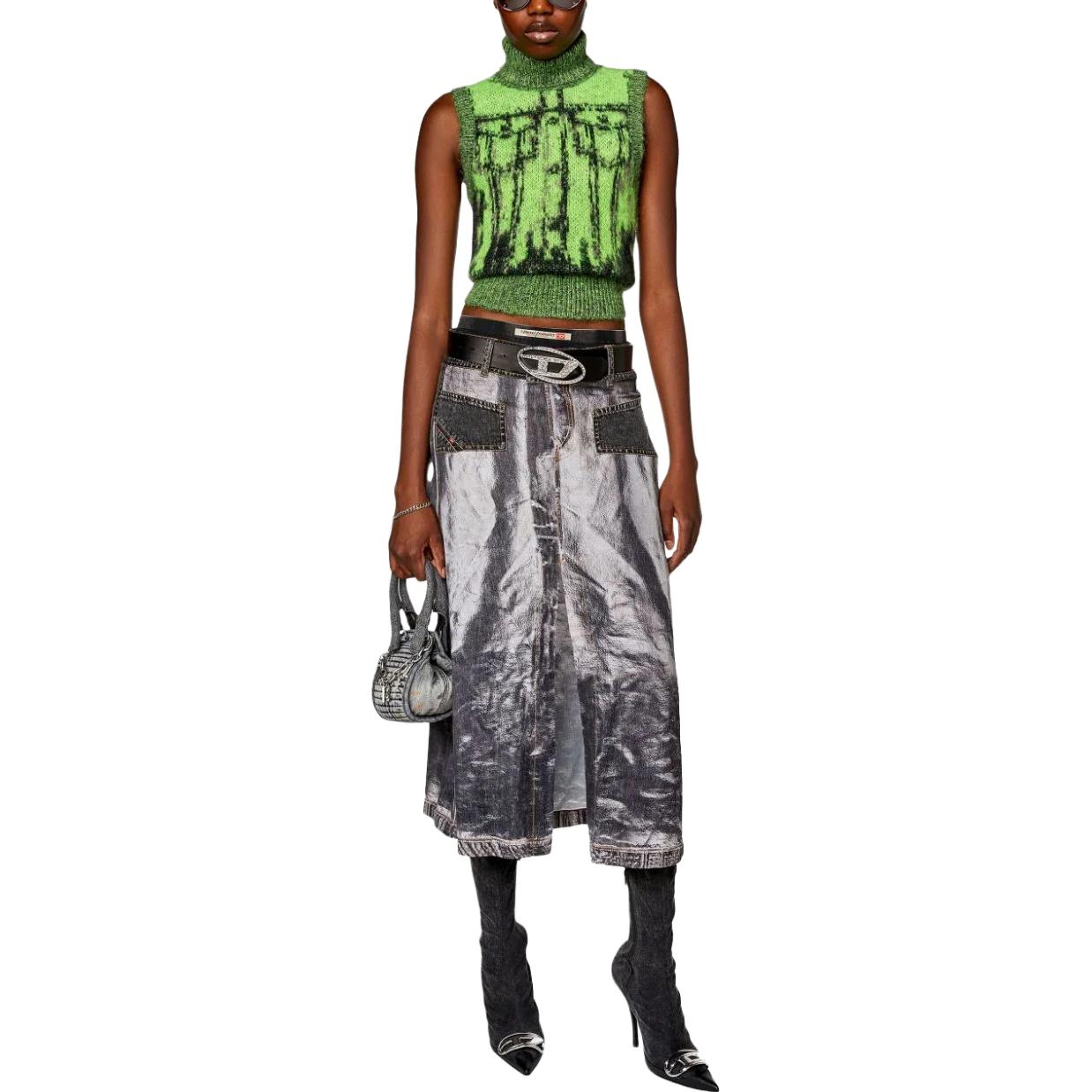 Lookbook (W) 디젤 추상 프린트 버튼 데님 패치워크 맥시 스커트. A107560LHAJ-9XX