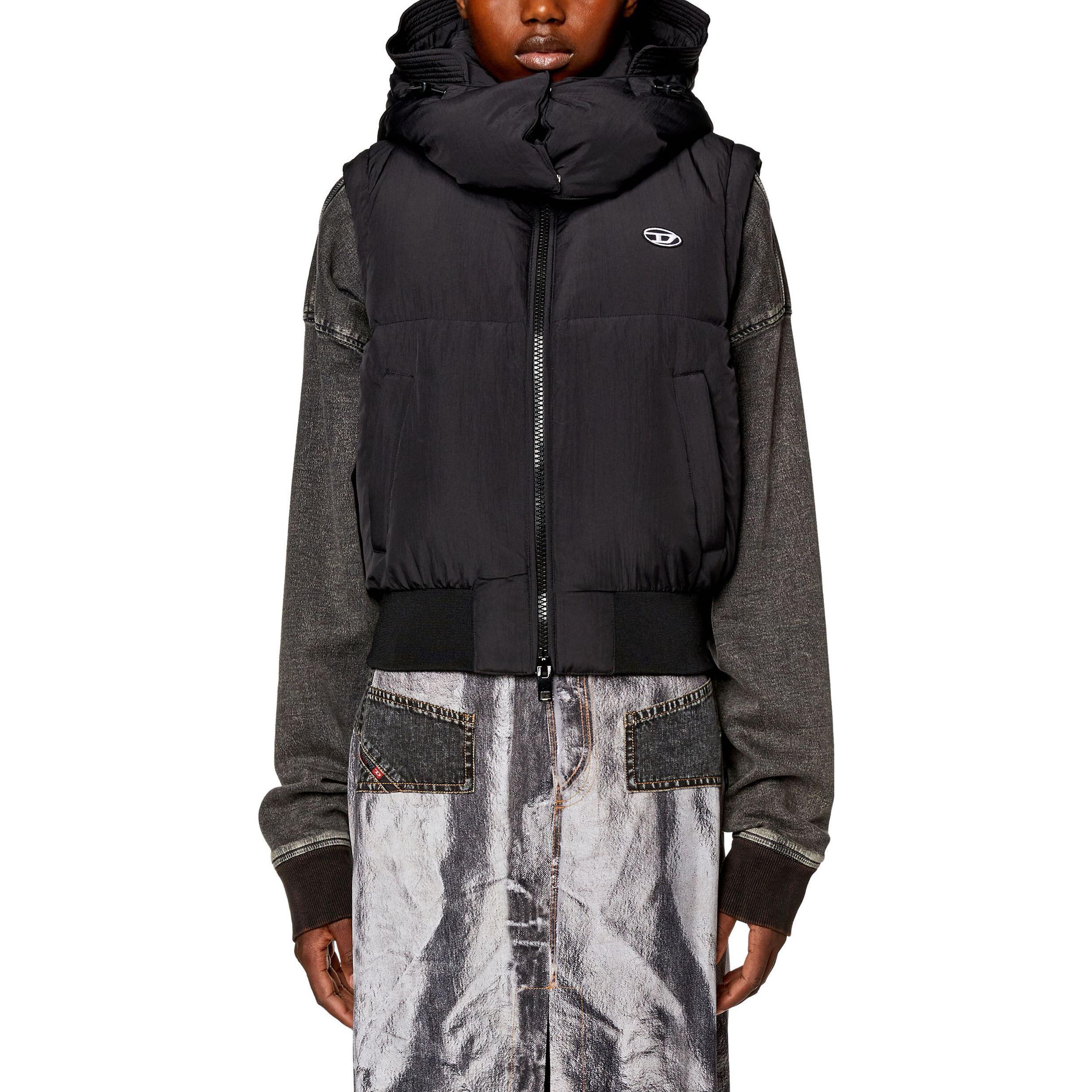 Lookbook (W) DIESEL 黑色连帽背心附标志. A107720AEAI-9XX