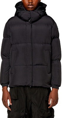 (W) 디젤 탈부착 후드 오버사이즈 블랙 재킷 A129980AEAI-9XX Lookbook (W) 디젤 탈부착 후드 오버사이즈 블랙 재킷 A129980AEAI-9XX