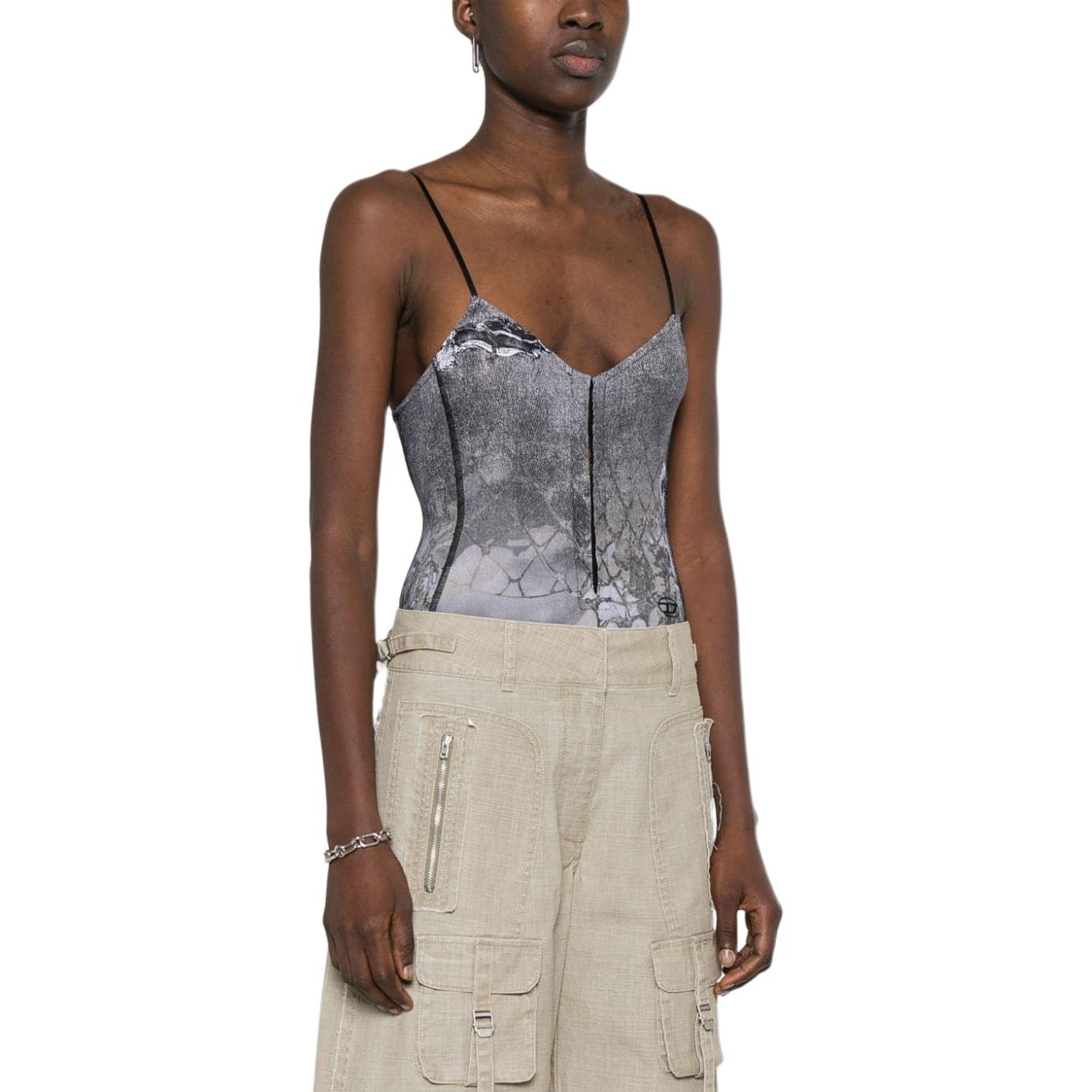 Purchase (W) DIESEL Jumpsuit Slim Fit Kelabu dengan Rekaan Patchwork. A133000QIAD-02