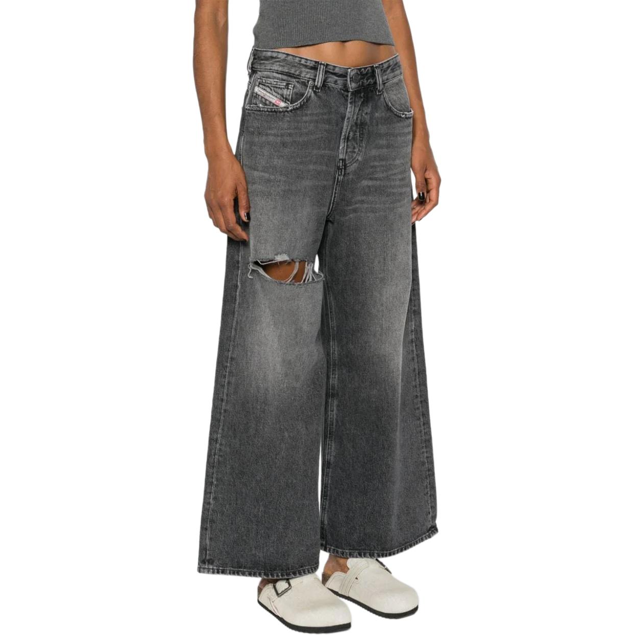 Shop (W) DIESEL D-Sire ウォッシュドグレー ワイドレッグ ジッパージーンズ レディース用 A13495007X-402