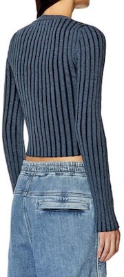 (W) DIESEL FW23 Biru Baju Cotton Knit dengan Logo Besi. A057680GFAB-81E Shop (W) DIESEL FW23 Biru Baju Cotton Knit dengan Logo Besi. A057680GFAB-81E