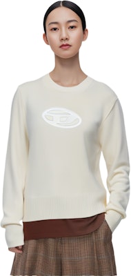 (W) DIESEL FW23 OVAL-D Logo Cutout Crewneck Sweater Wanita Putih. A067120KCAE-5KM Purchase (W) DIESEL FW23 OVAL-D Logo Cutout Crewneck Sweater Wanita Putih. A067120KCAE-5KM