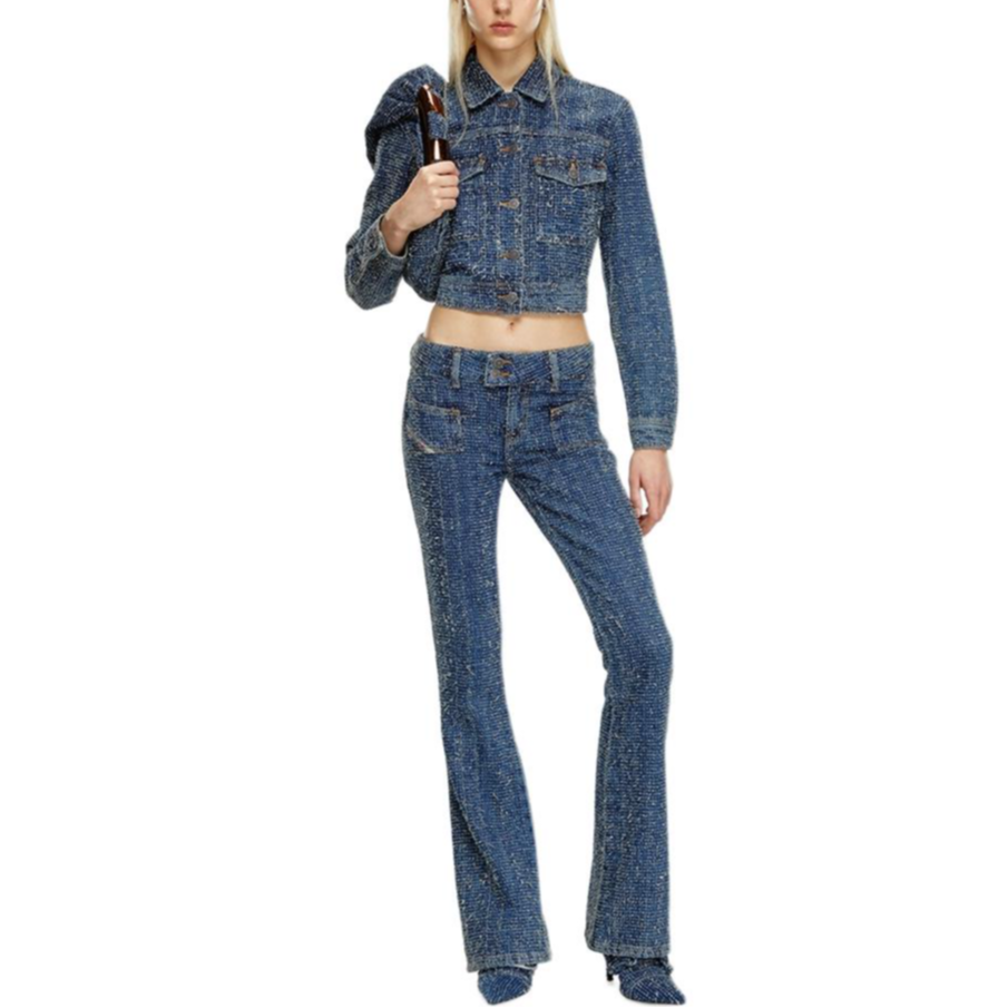 Lookbook (W) DIESEL FW24 スリムフィットデニムジャケット ブルー 金属ボタン付き. A142030PGAH-01