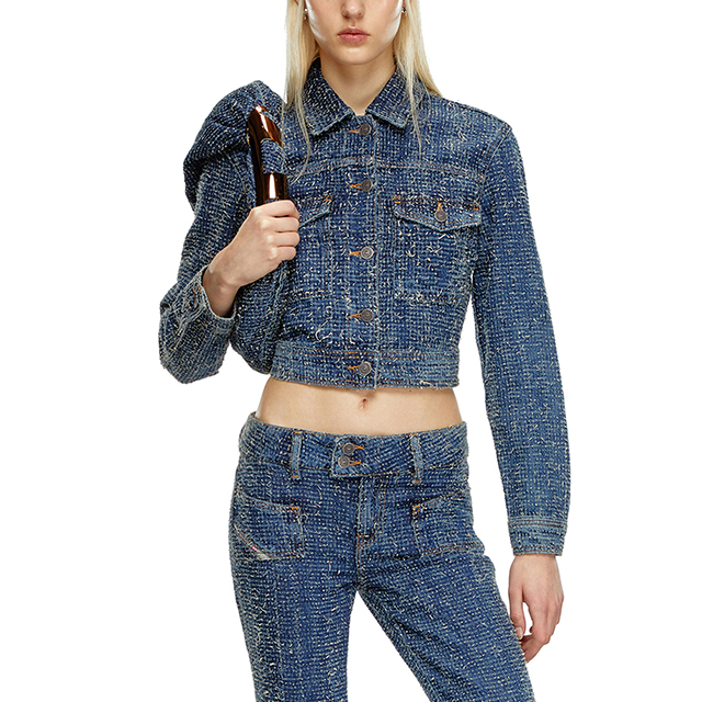 Shop (W) DIESEL FW24 スリムフィットデニムジャケット ブルー 金属ボタン付き. A142030PGAH-01