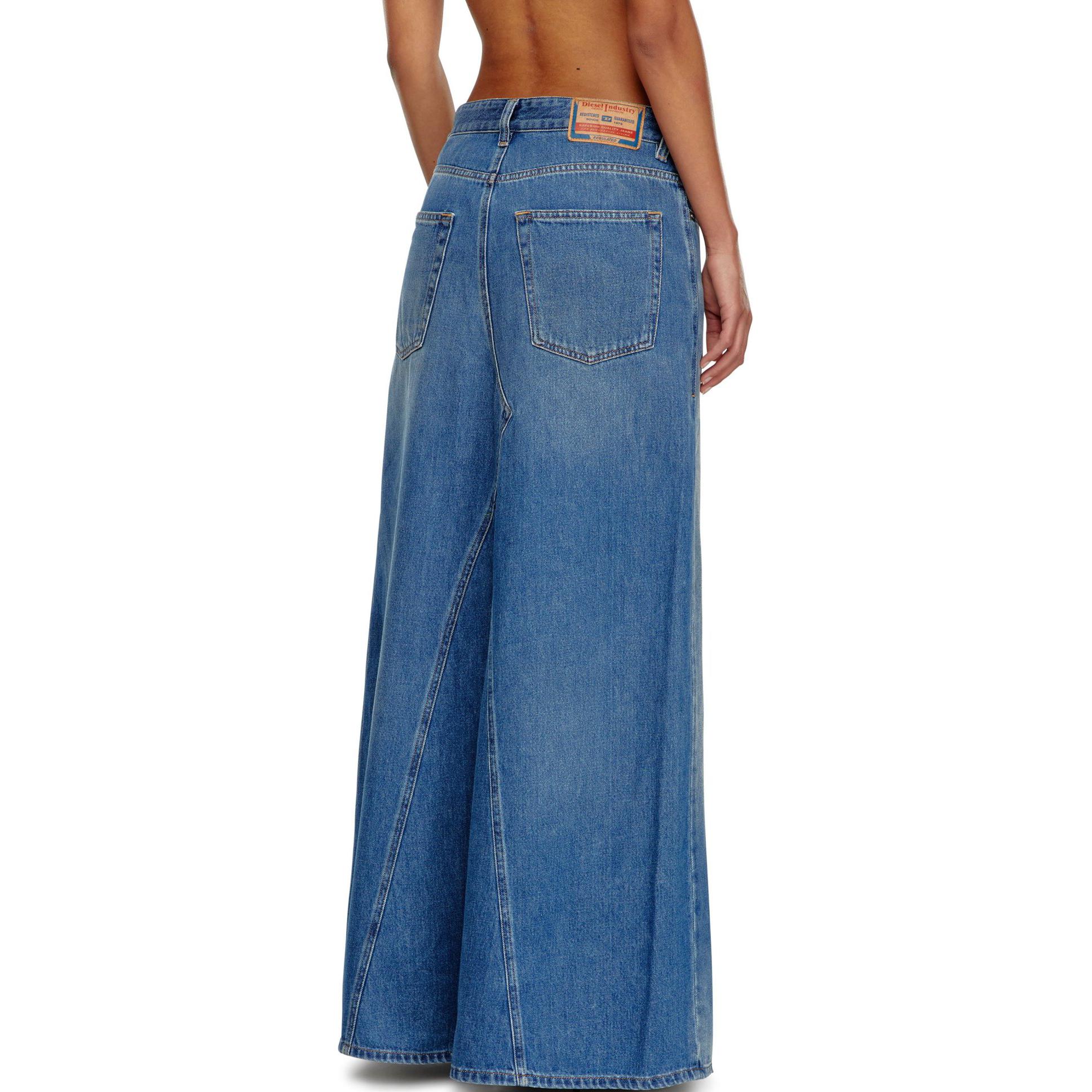Shop (W) 디젤 FW24 워싱 디스트레스드 데님 롱스커트 - 블루 A1472609K22-01