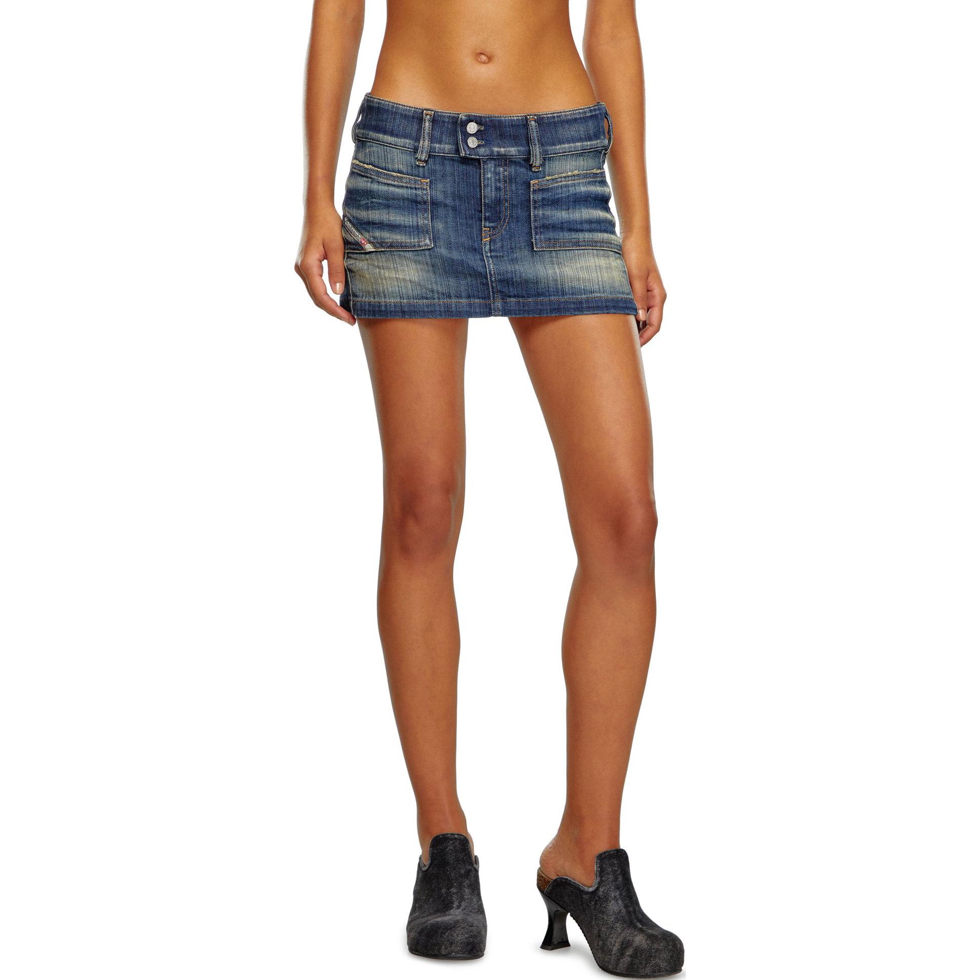 Lookbook (W) 디젤 FW24 워시드 디스트레스드 데님 미니스커트 미드블루. A1373009J46-01