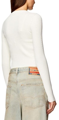 (Women) DIESEL OVAL-D Series SS24 White Slim Knit Long Sleeve Top with Metal Logo. A123970DLAX-129 Shop (Women) DIESEL OVAL-D Series SS24 White Slim Knit Long Sleeve Top with Metal Logo. A123970DLAX-129